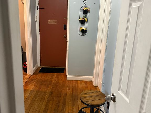 5th image of 101 Kensington Ave APT A4