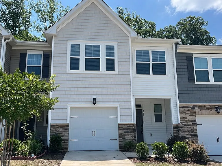 328 Hazy Hills Ln — Photo 3