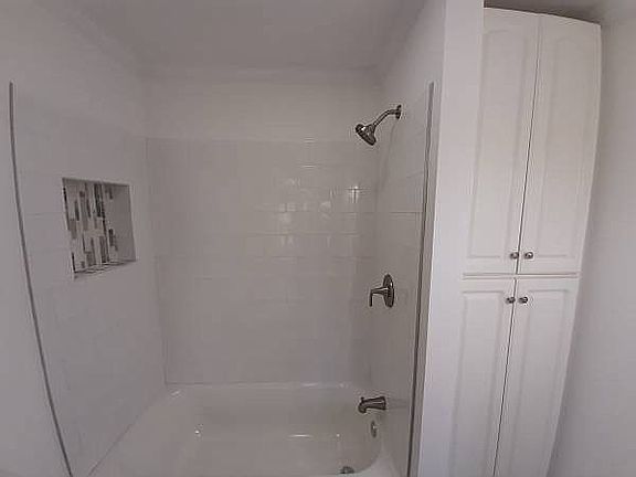 4th image of 2524 Forestdale Ave