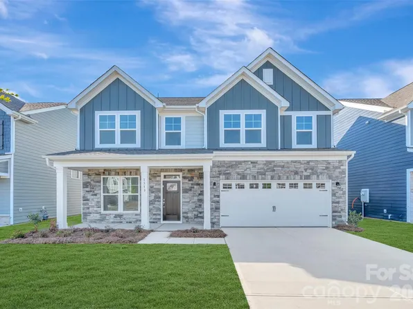 1313 Fremont Dr, Wingate, NC 28174