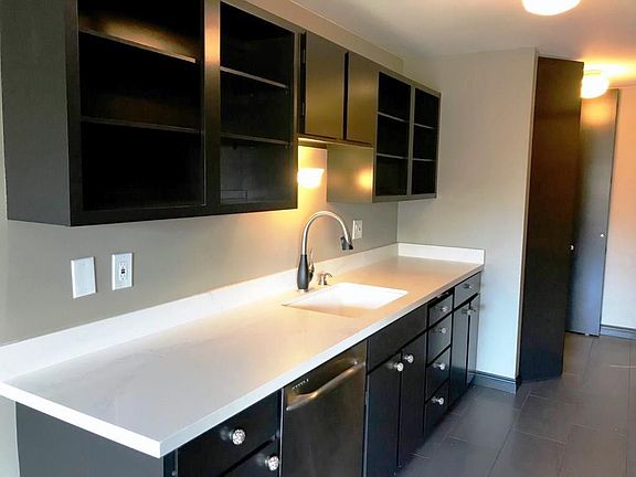 4th image of 2500 Canterbury Ln E #214