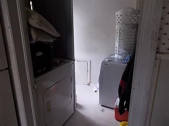 4th image of 114 Tucker Ave