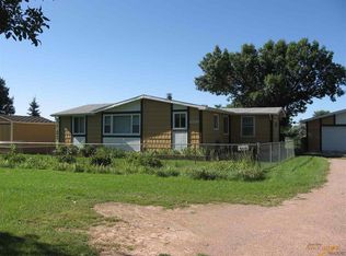 6819 Greenfield Dr, Rapid City, SD 57703