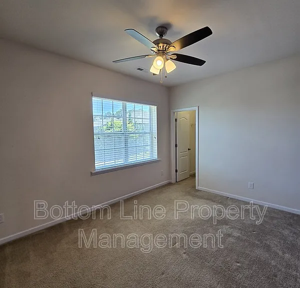 10708 Sky Chase Ave NW — Photo 36