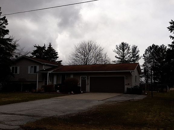 2nd image of 4131 Meadowbrook Dr