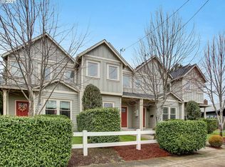 6043 SE Woodstock Blvd #2, Portland, OR 97206