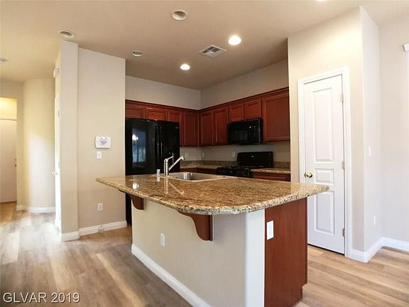 5th image of 9132 Spumante Ave