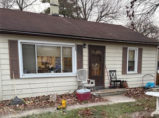 20823 Pearl St, Farmington Hills, MI 48336