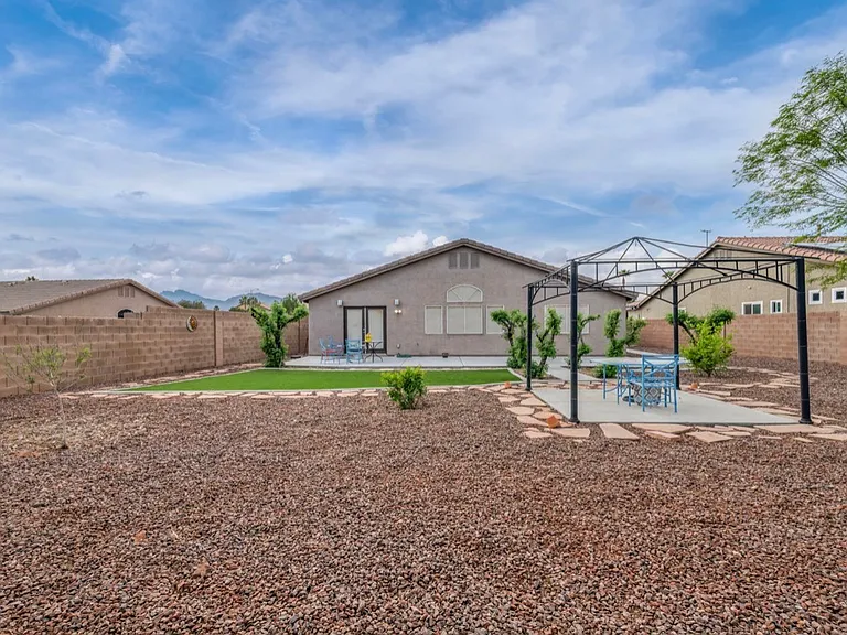 8212 Dusty Valley Ct — Photo 21