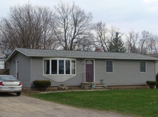 1312 Tupper Lake St, Lake Odessa, MI 48849