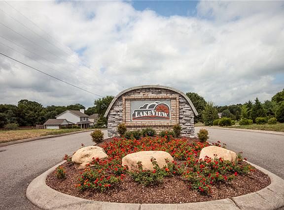 2nd image of 2465 Lake Shore Dr Lot 59