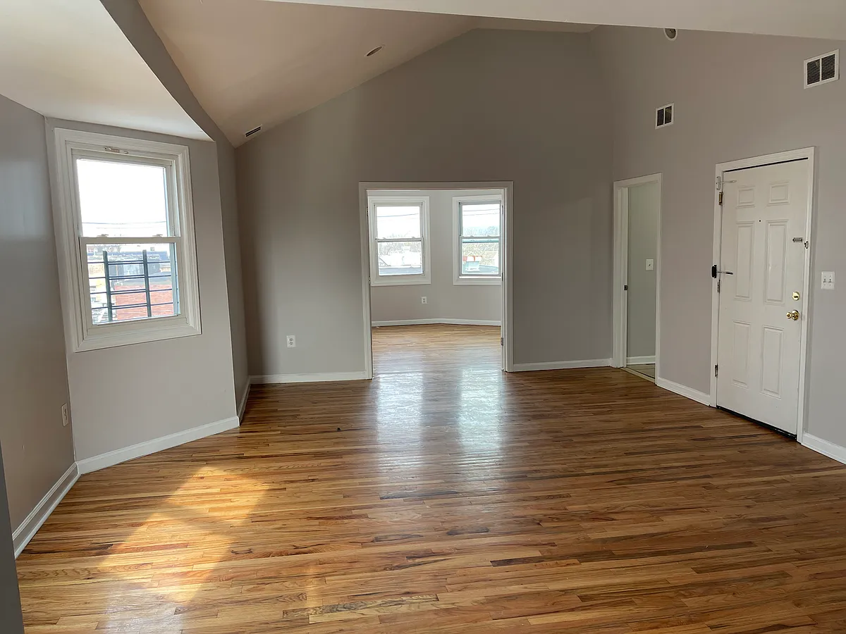 Building Photo - 784 S 19th St #2