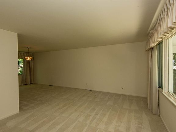 3rd image of 1920 Witmire St