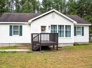 366 Reynolds Rd, Fort Edward, NY 12828