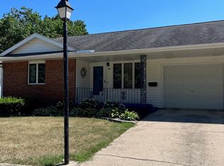 104 4th Ave NE, Clarion, IA 50525