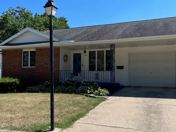 104 4th Ave NE, Clarion, IA 50525