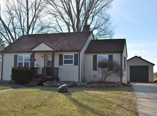 603 Douglas Dr, Wauseon, OH 43567