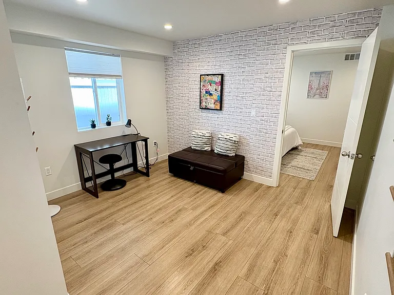 4510 Fulton Ave #4508-1/2 — Photo 10