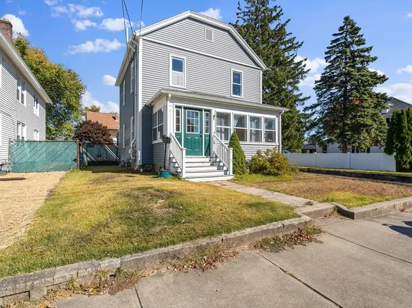 47 Ridgewood Ave, Holyoke, MA 01040