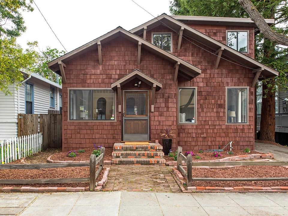 1st image of 207 High St