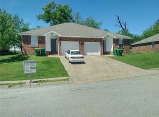 299 Graystone Cir, Centerton, AR 72719