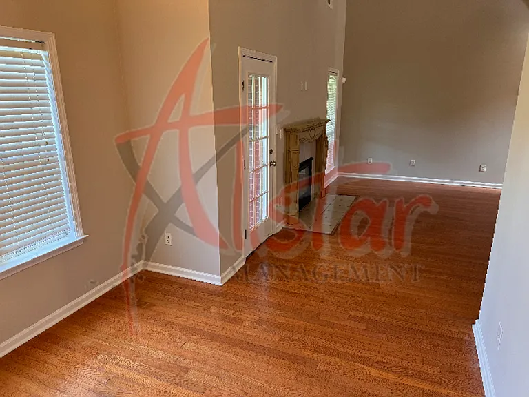3803 Lake Village Cv — Photo 5