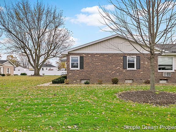 3rd image of 707 Blue Ash Dr SE #67