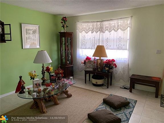 5th image of 936 Mandarin Isle