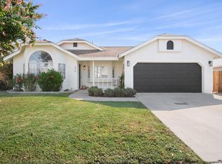 526 Brigadoon Ln, Waterford, CA 95386