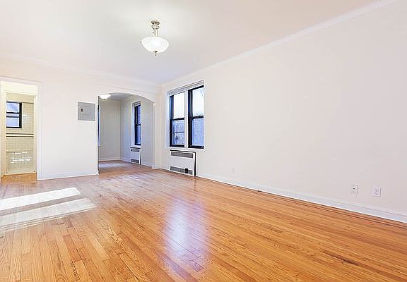 4th image of 95 Lexington Ave APT 5A