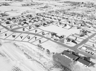 1017 E 3rd Ave SE, Freeport, MN 56331