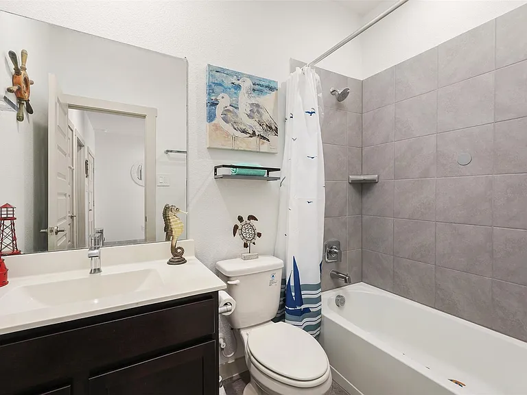 2421 Mar Vista Ln — Photo 23