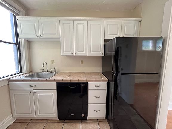 5th image of 6704 Thomas Blvd #2L