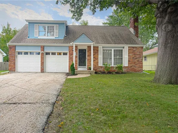 2029 E Wyandotte St, Olathe, KS 66062