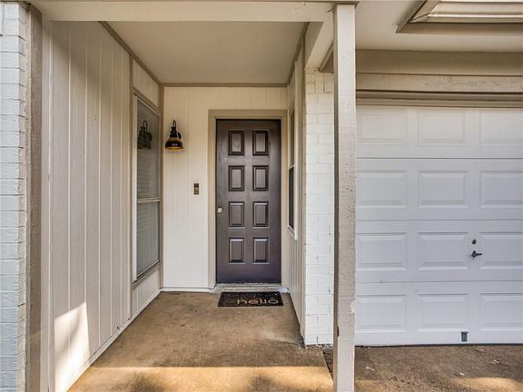 4th image of 6552 Blue Grass Dr