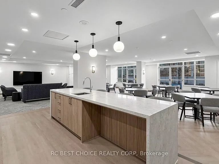 4968 Yonge St #2902 — Photo 21
