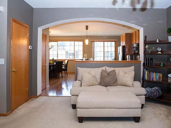4th image of 10654 Dani Ln