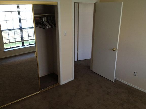3rd image of 10242 Holly Grove Dr