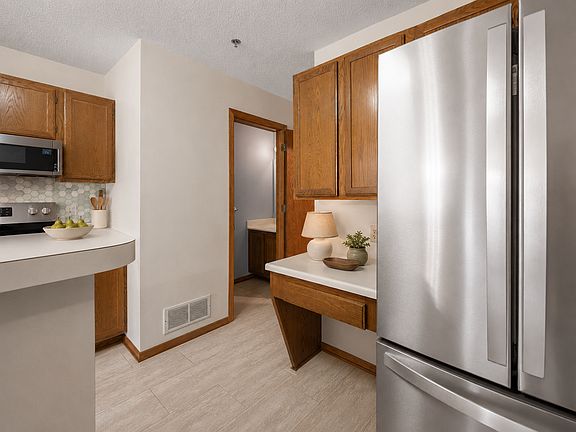 5th image of 2611 Concord Way