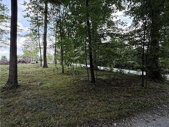 3rd image of 9299 Gilbert Rd