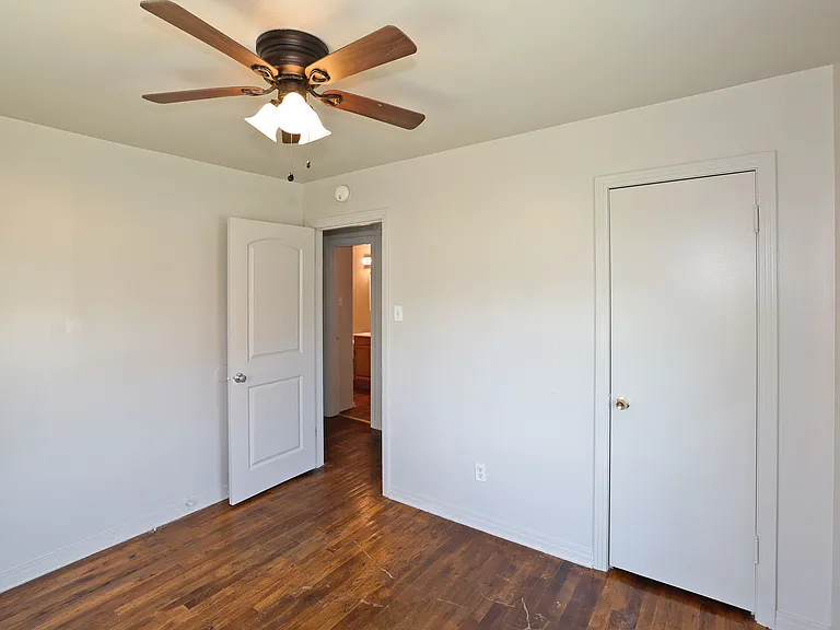 1414 S Nance St — Photo 12