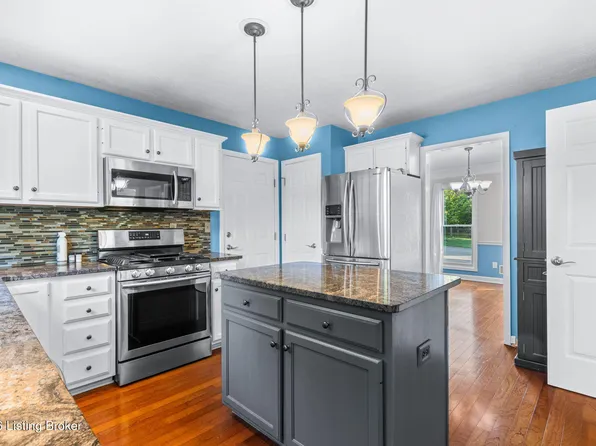 13502 Rock Bay Ct, Louisville, KY 40245
