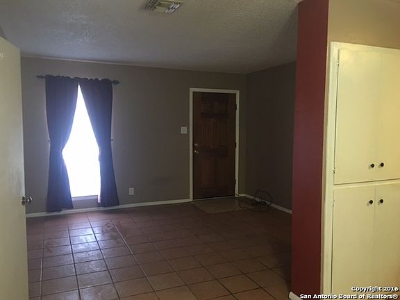 4th image of 3126 Fairmeadows St