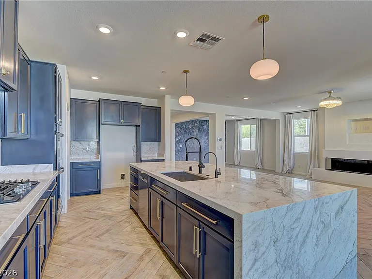 6390 Montrose Park Ct — Photo 4