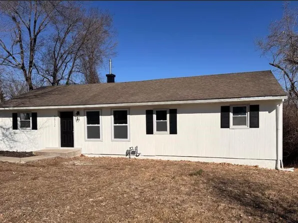 3812 E 93rd St, Kansas City, MO 64132