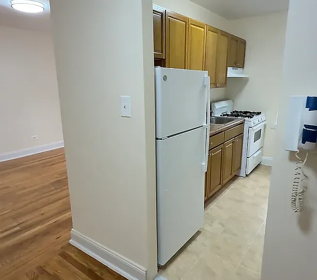 2439 W 2nd St #23 — Photo 1