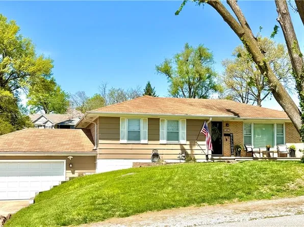 3405 Neighbor Rd, Saint Joseph, MO 64506