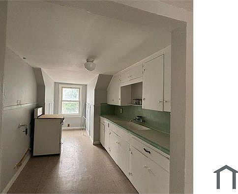 5th image of 1711 5th St Unit 2