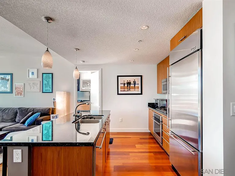 1205 Pacific Hwy #2504 — Photo 3
