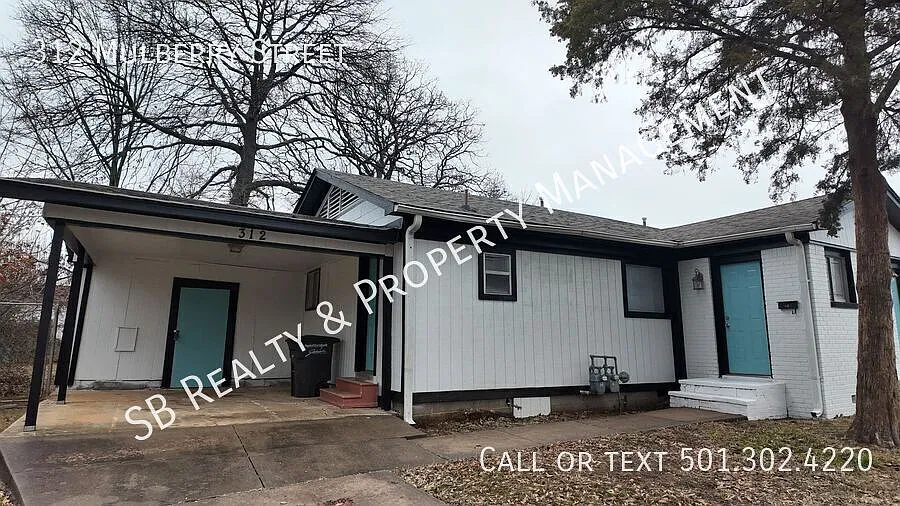 Updated 2 Bedroom Duplex in Jacksonville, AR! — Photo 1